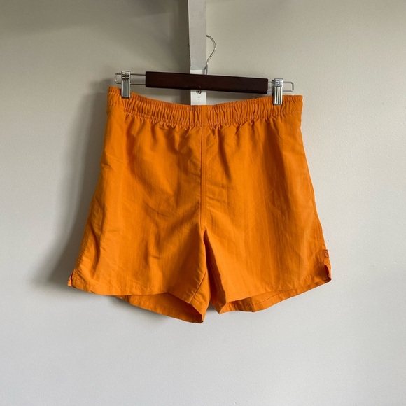 Aritzia Tna Claremont Shorts - Picture 3 of 4